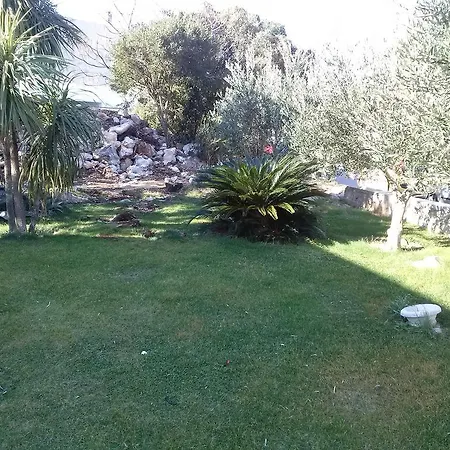 Private Carevic Gostinjska kuća 2*