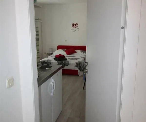 Guest house Private Carevic